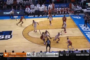 大史：骑士战胜雄鹿哈登超高效率 依然还在练阵容