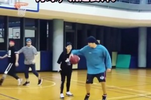 WNBA球员怀孕了怎么办！一条规则让人安心生育！